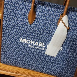 Michael Kors Jean Leather Large Tote Bag